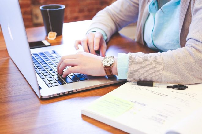 Strategie - Le guide ultime pour créer une stratégie de contenu efficace sur les réseaux sociaux
